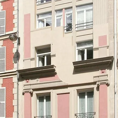 Apartment Bridgestreet Champs Elysees Paris